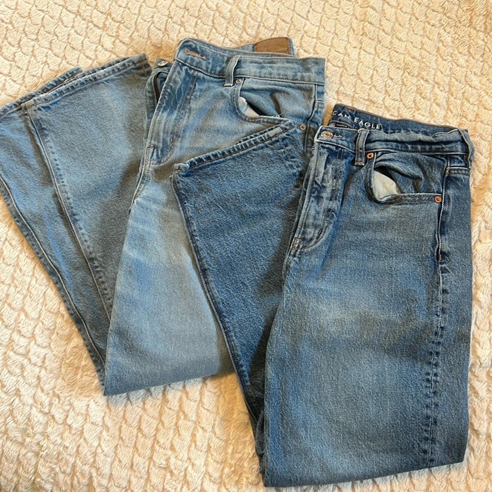 Light and dark wash American eagle high rise ankle